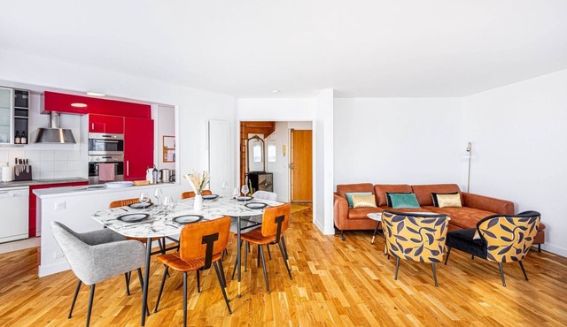 GuestReady - Charming Family Duplex with a terrace