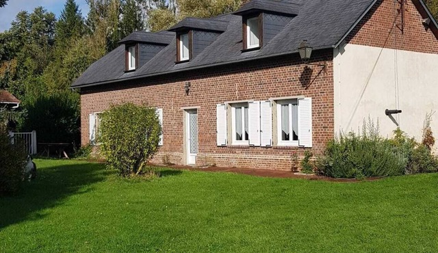 House 8-10 persons