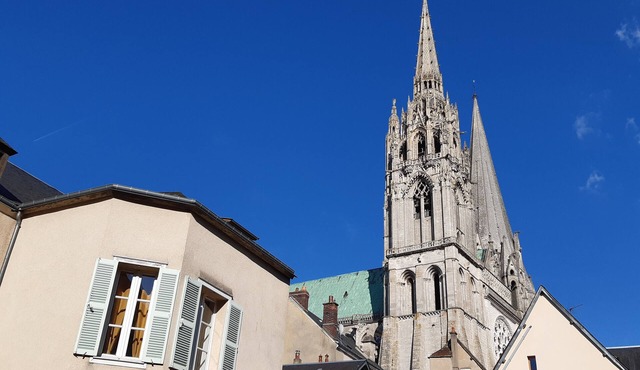 L'interlude Gite de Standing au Coeur de Chartres Avec Parking