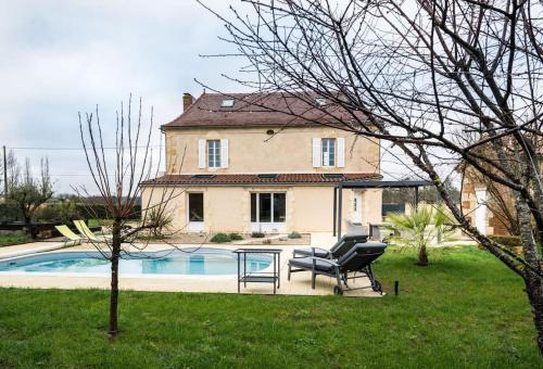 La Bastide avec piscine privée, pétanque et climatisation