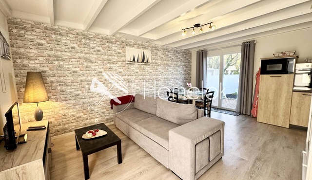 Maisonnette refaite à neuf - 300m des plages