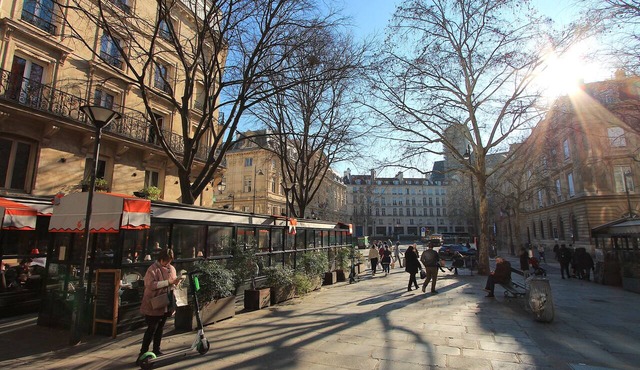 Marais - Sicile - Sainte Croix de la Bretonnerie -Gay Paris