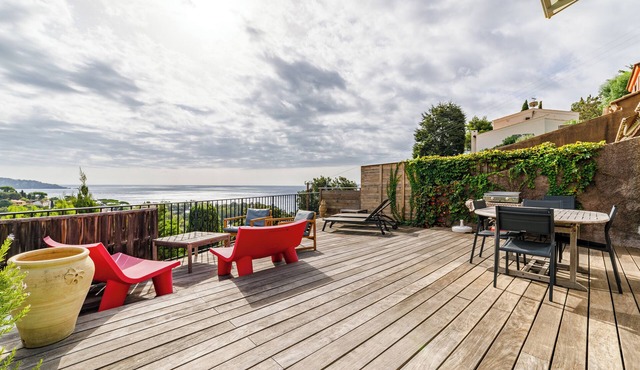 Mazet panoramic sea view 4 pers