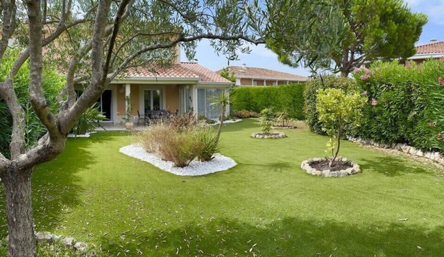 NEW ! VILLA with Parking, Collective Pools, Garden and AC - BENAKEY