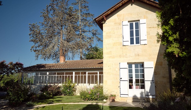 Renovated Stone House with Garden in the Heart of the Saint-Émilion Vineyards