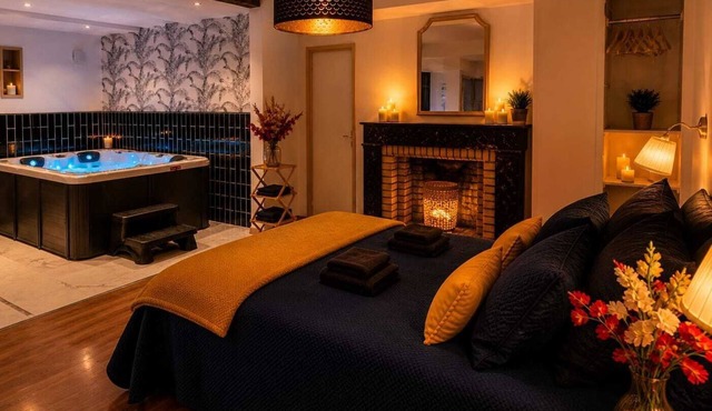 Romantic Suite with Jacuzzi
