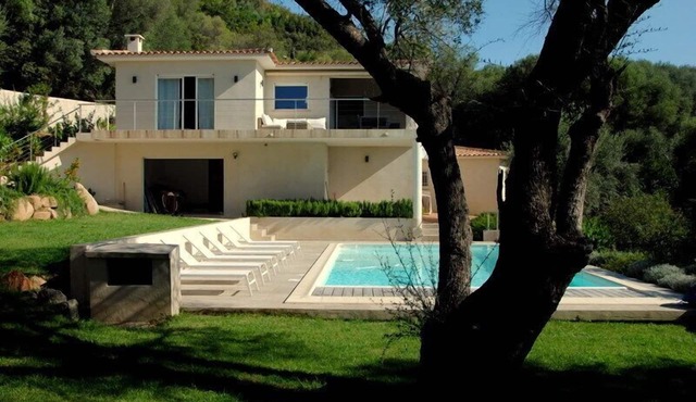 Sainte Lucie Pv/Pinarello Luxury family villa sea view swimming pool garden