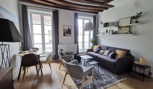 Spacious studio in the historic center of Saint-Germain-en-Laye