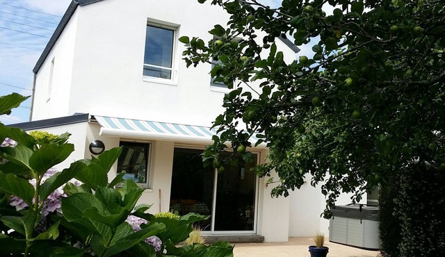 Spacious house with garden.
