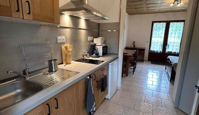 Studio B* Ferme du Port d'Enveaux* bord Dordogne