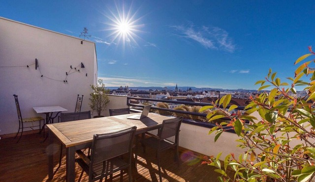 The 8th Heaven Above Dijon – Duplex with Panoramic