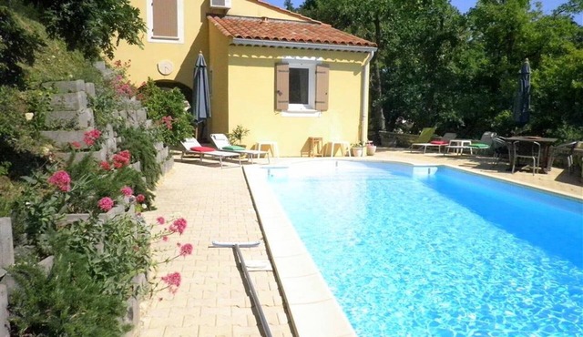Villa with private pool and panoramic view