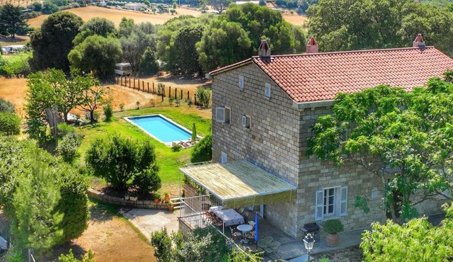 villa avec piscine