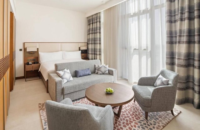 King Studio Suite Near Al Maktoum Airport