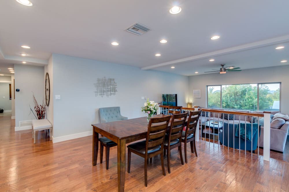Photo of Kitchen in Paradise Valley Village