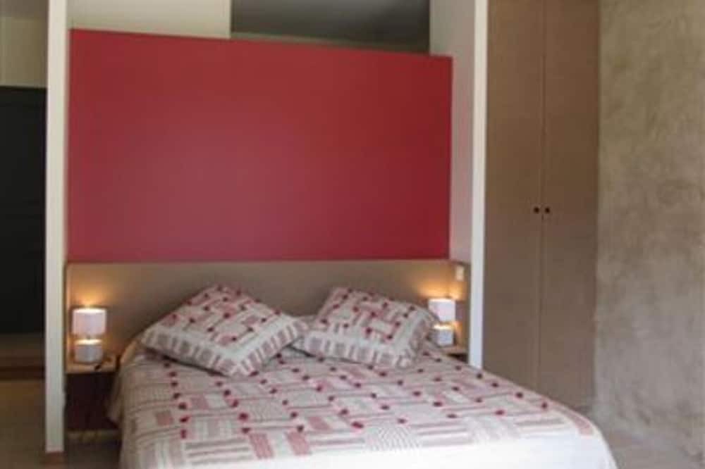 Photo of Bedroom in Roussennac