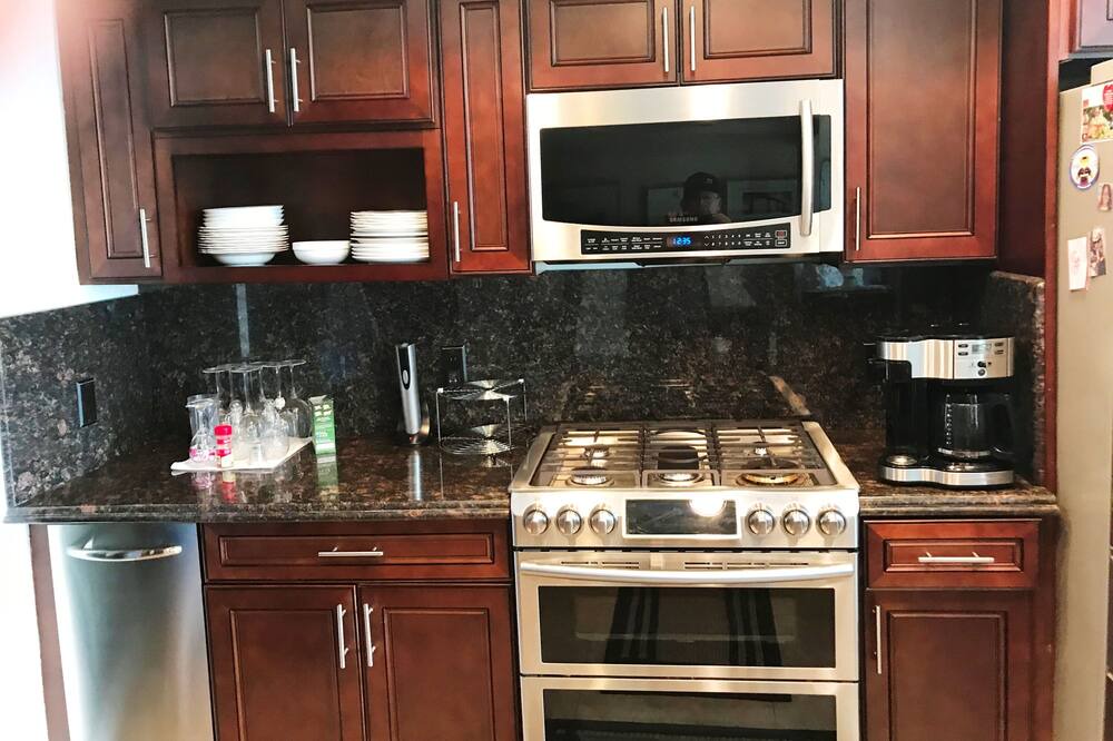 Photo of Kitchen in Allied Gardens