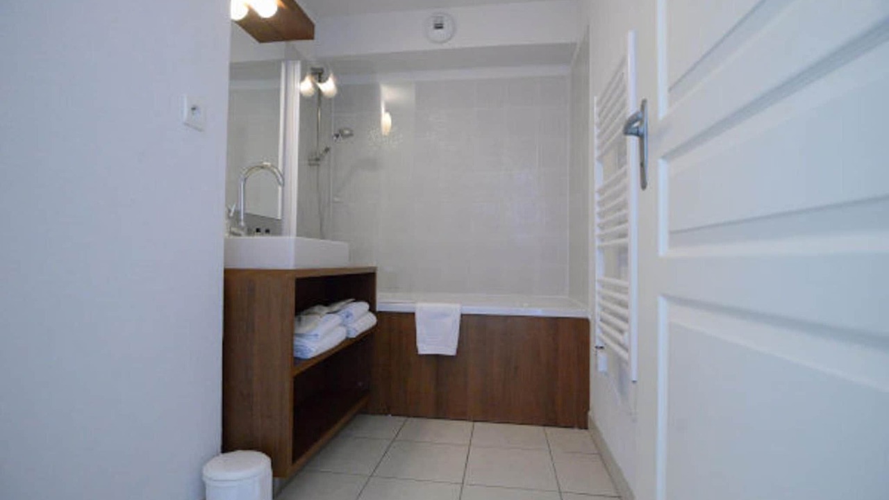 Photo of Bathroom in Azille
