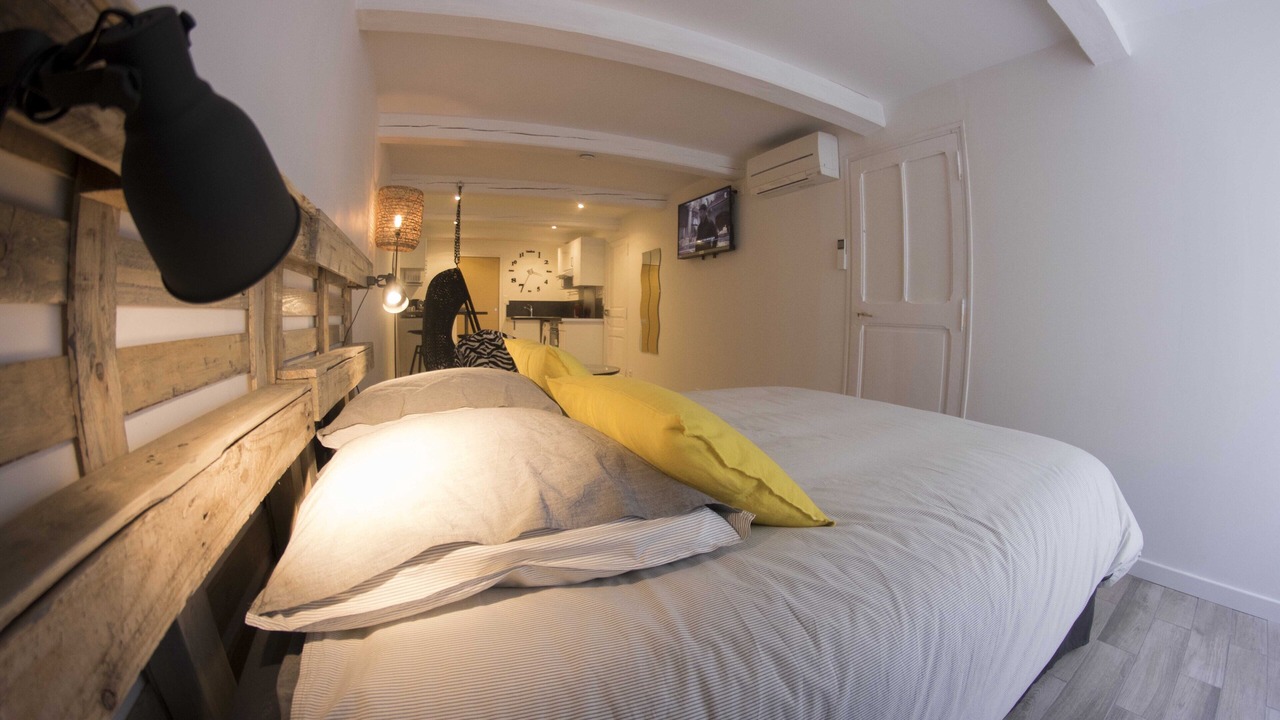Photo of Bedroom in Pezenas