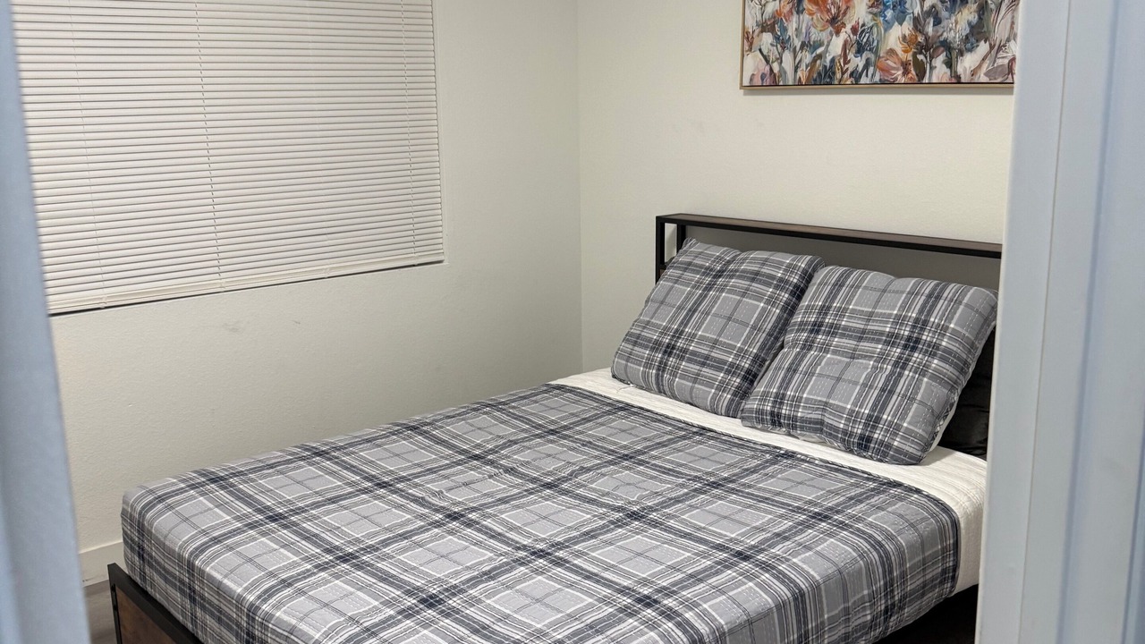 Photo of Bedroom in Sunrise Manor
