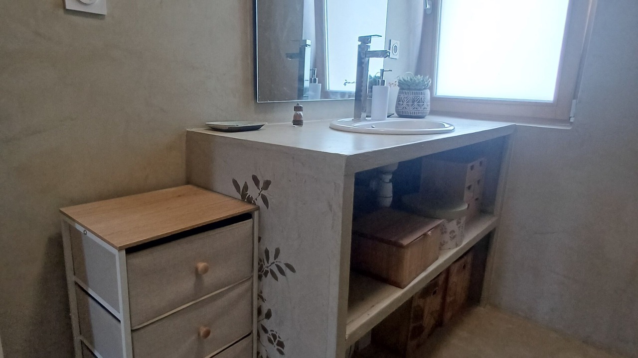 Photo of Bathroom in Saint-Genis
