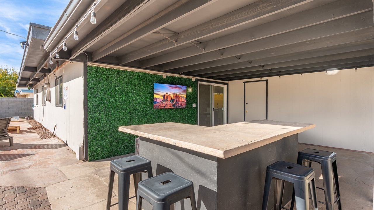 Photo of Patio Balcony in Paradise Valley Village