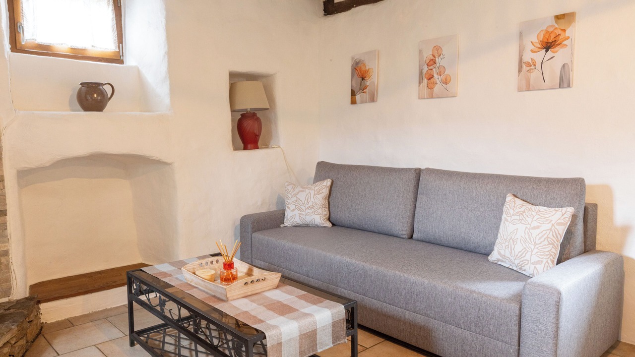 Photo of Livingroom in Saint-Frezal-de-Ventalon