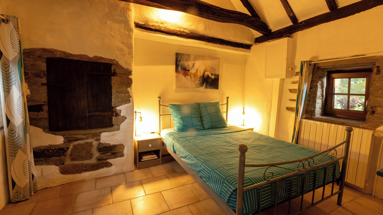 Photo of Bedroom in Saint-Frezal-de-Ventalon