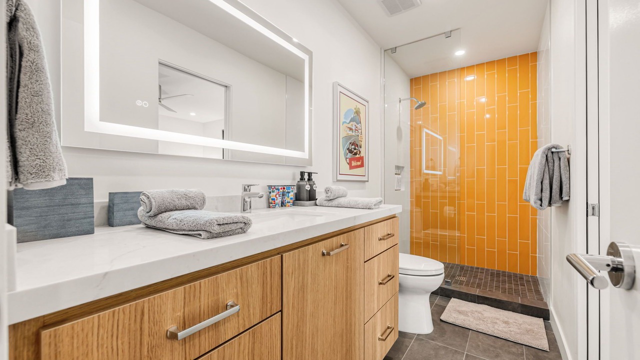 Photo of Bathroom in Sunrise Vista Chino