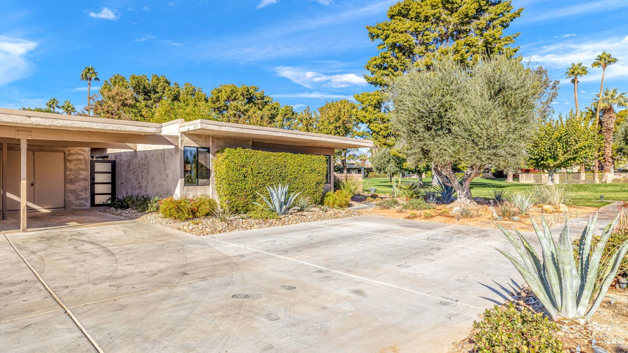 Photo of Outdoor in Sunrise Vista Chino
