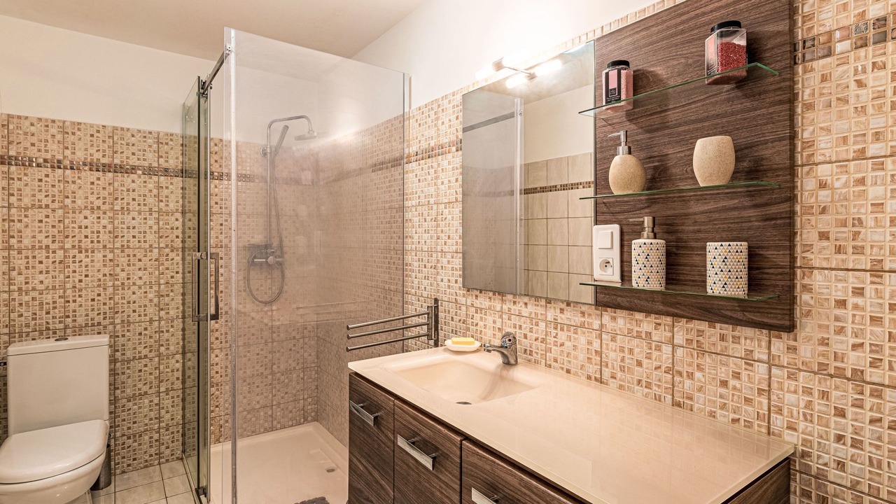 Photo of Bathroom in Santa-Reparata-di-Moriani