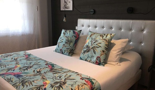 Standard Room, 1 Queen Bed, Non Smoking